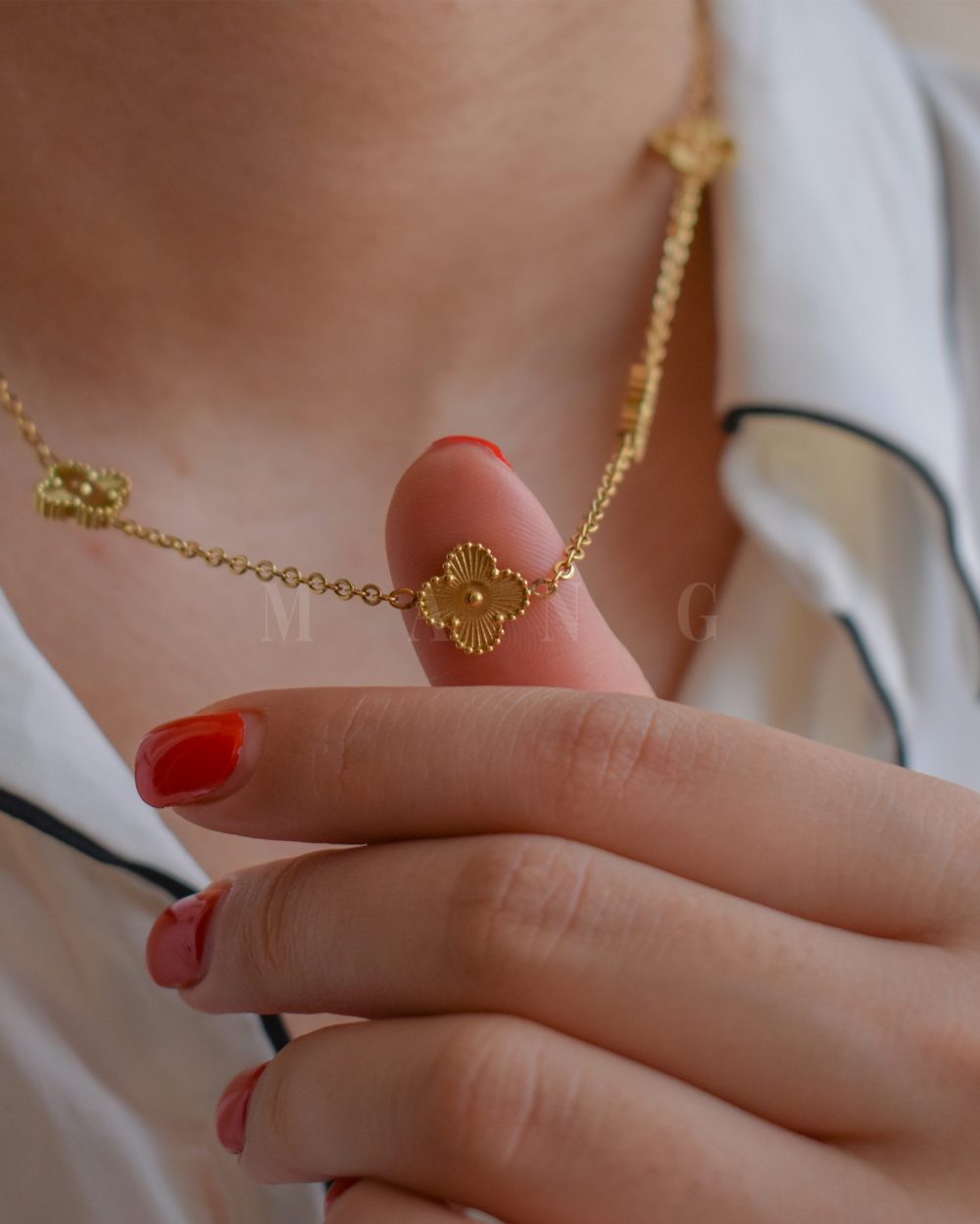 گردنبند ونکلیف طلایی