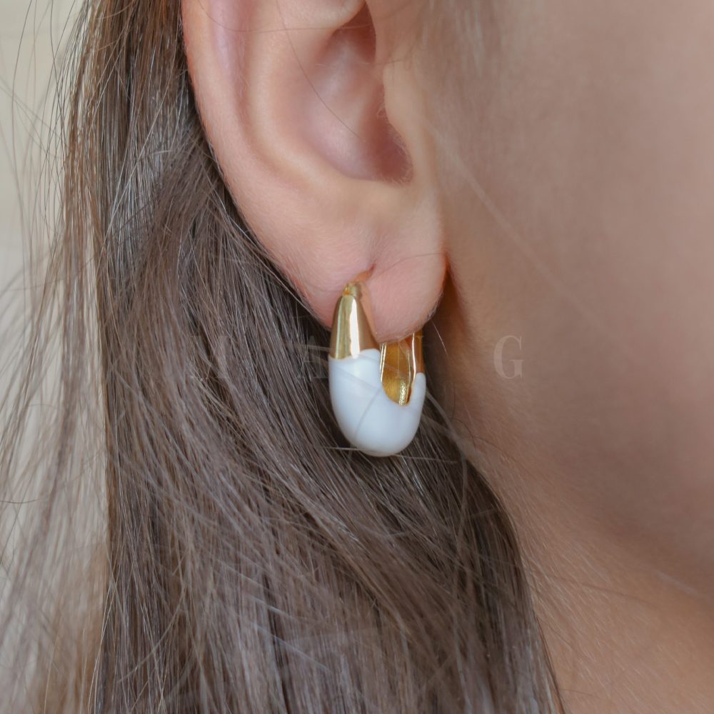 گوشواره میناکاری سفید