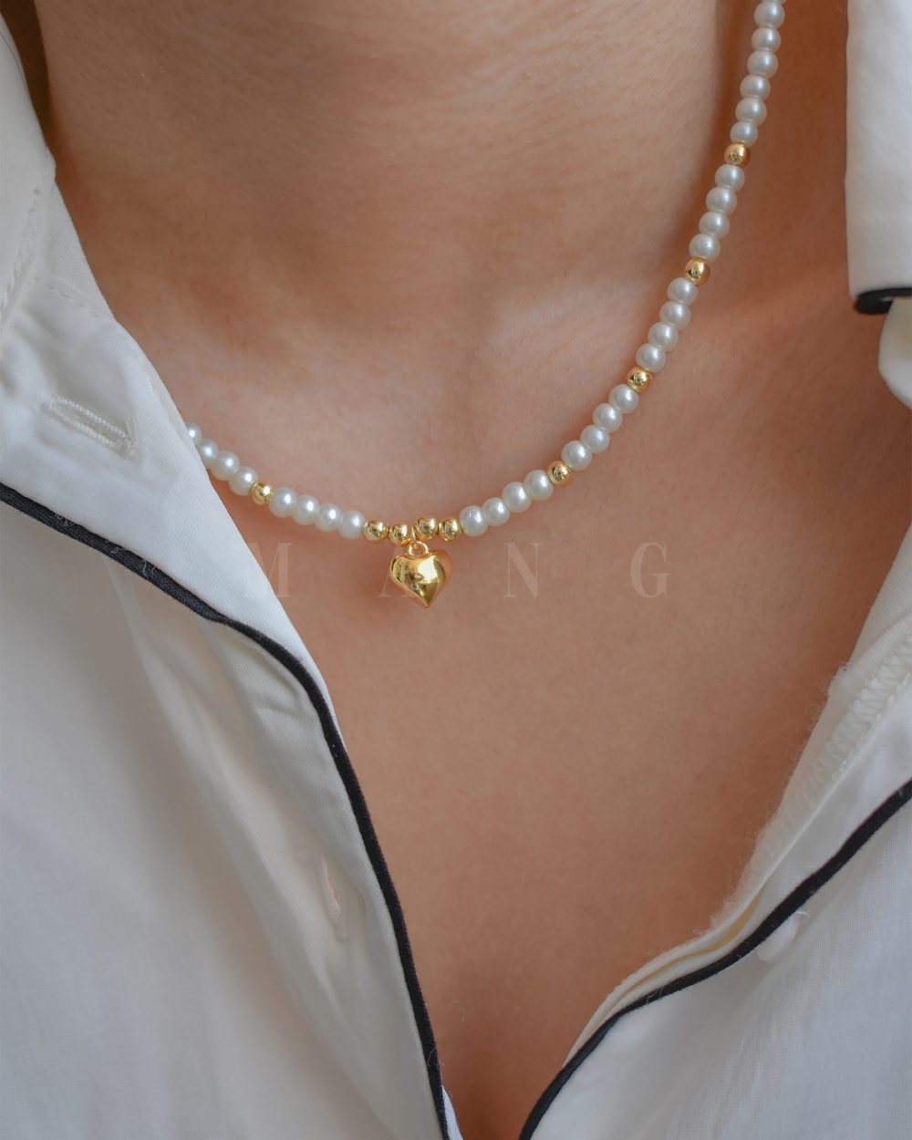 گردنبند مرواریدی طرح قلب