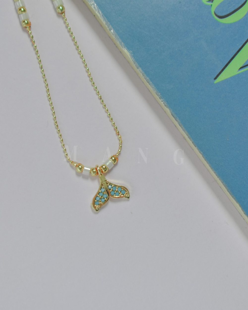 گوشواره میناکاری دم وال