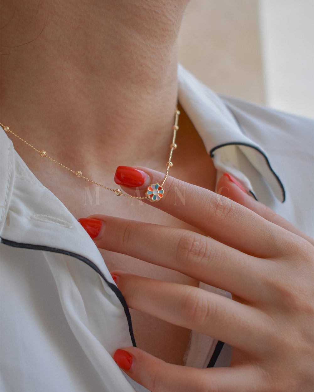 گردنبند طرح گل