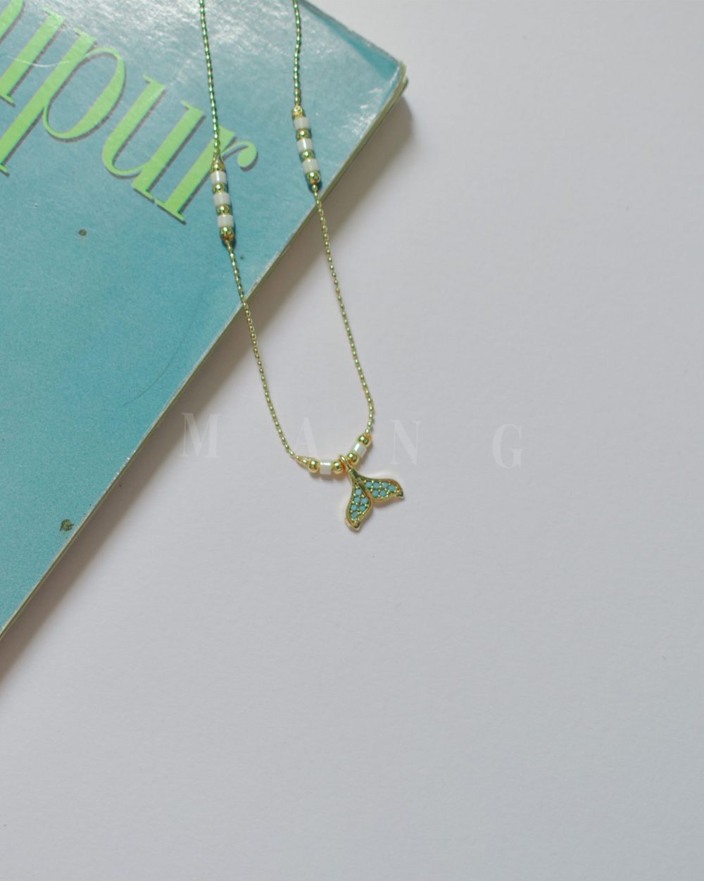 گوشواره میناکاری دم وال