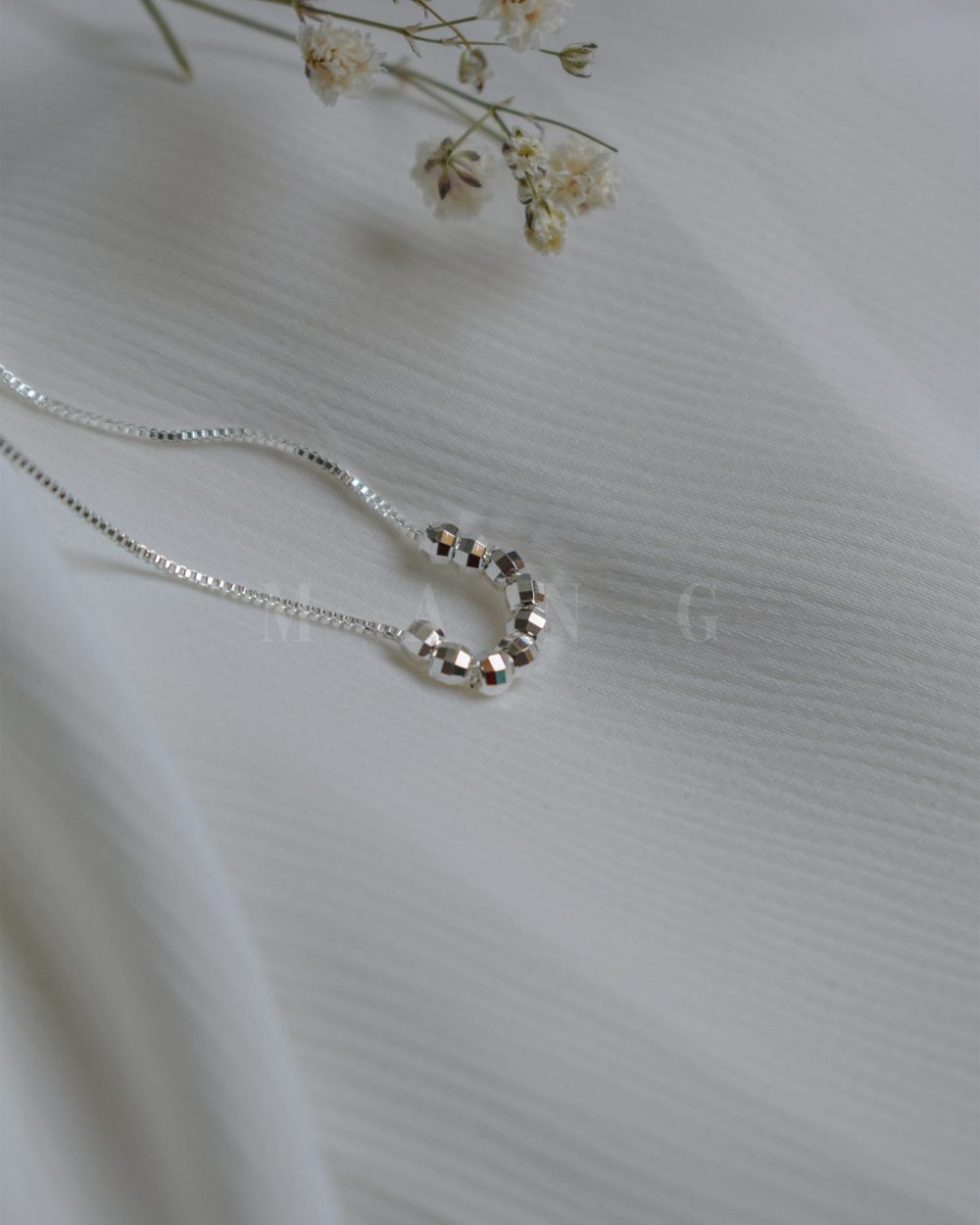 گردنبند هفت تراش