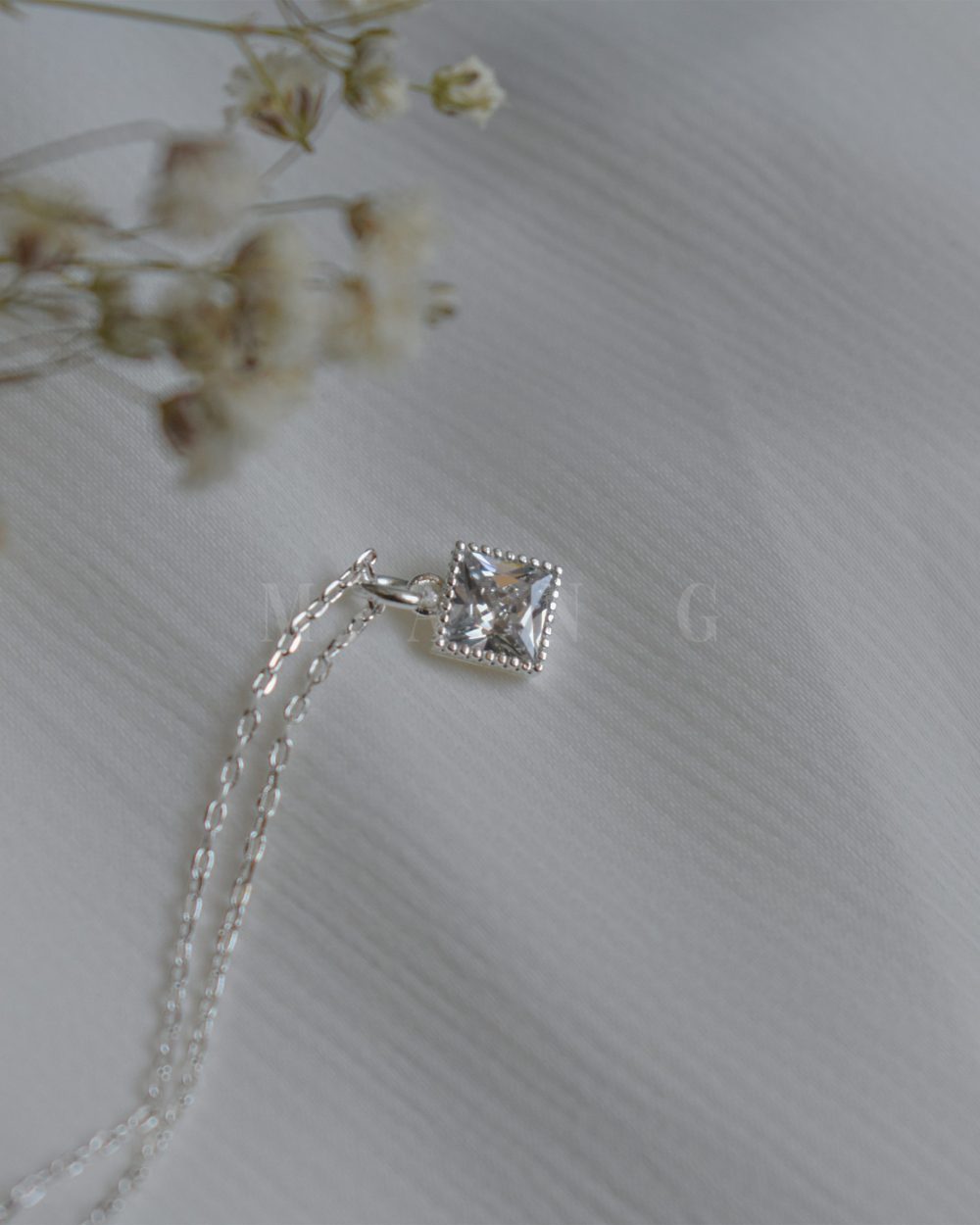 گردنبند الماس