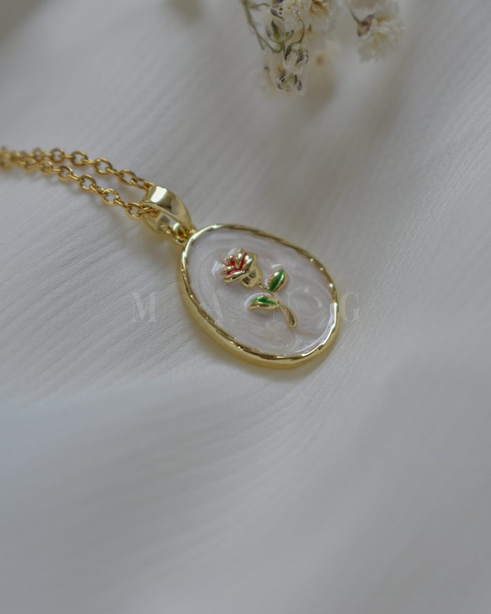 گردنبند میناکاری گل رز