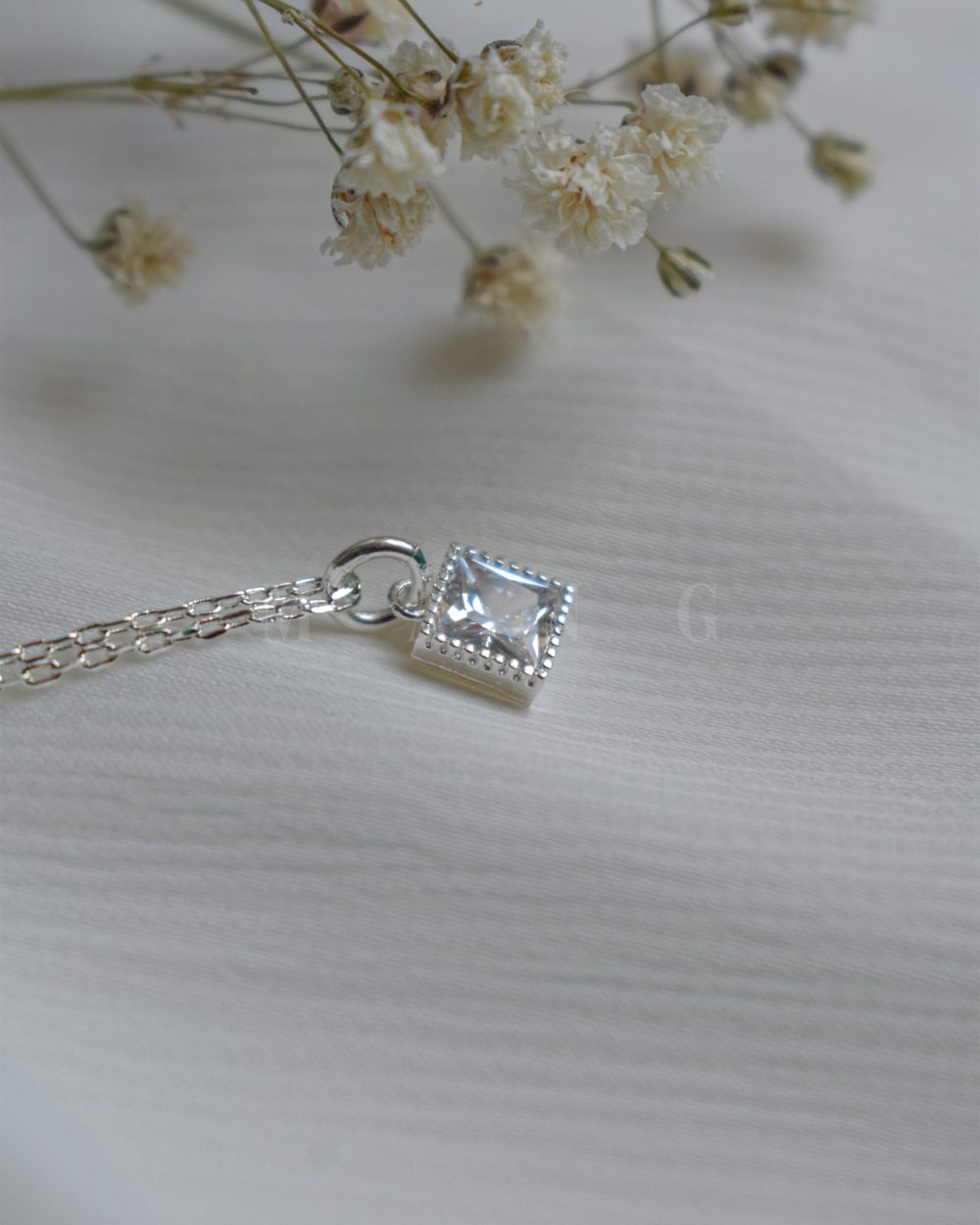 گردنبند الماس