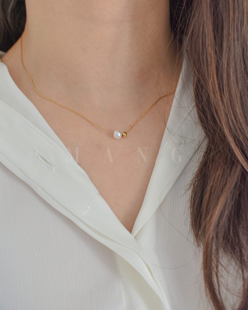 گردنبند طرح گوی و مروارید