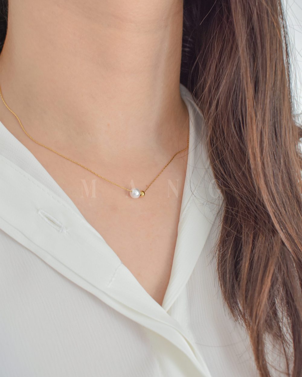 گردنبند طرح گوی و مروارید