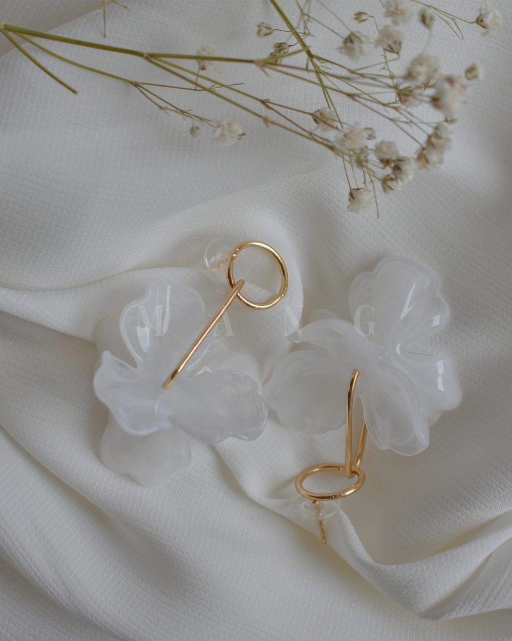 گوشواره آویز گل