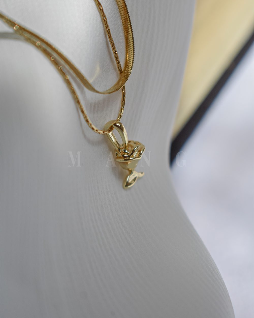 گردنبند دولاین رز