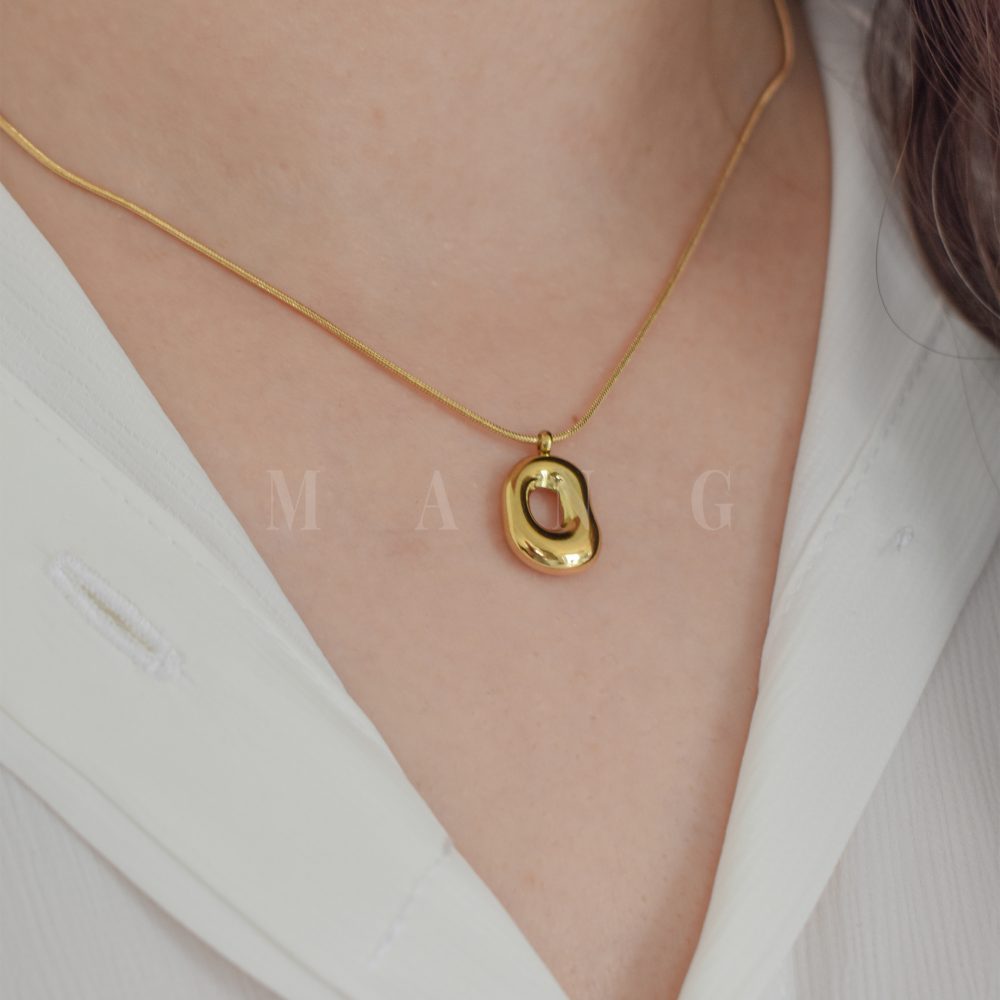 گردنبند دفرمه مینیمال