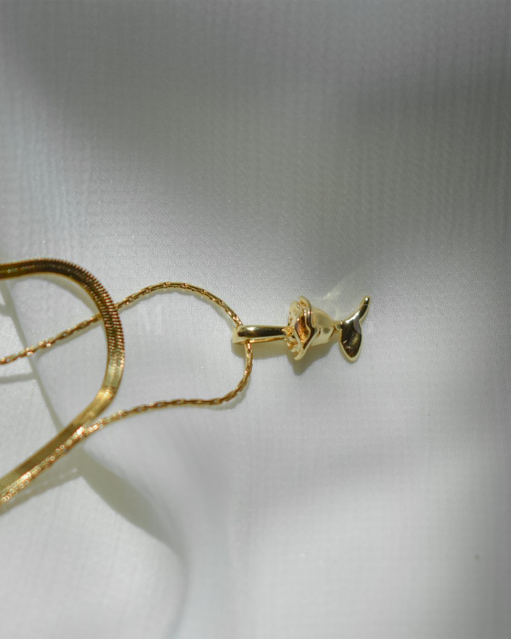 گردنبند دولاین رز