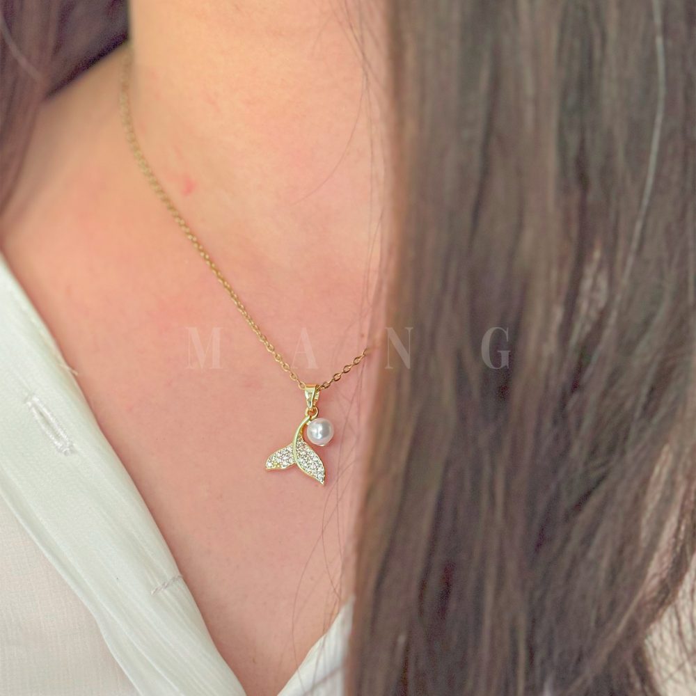 گردنبند وال و مروارید – استیل ضد حساسیت و رنگ ثابت