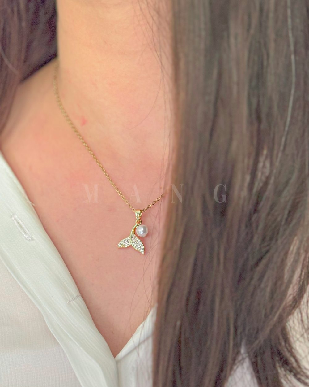 گردنبند وال و مروارید – استیل ضد حساسیت و رنگ ثابت