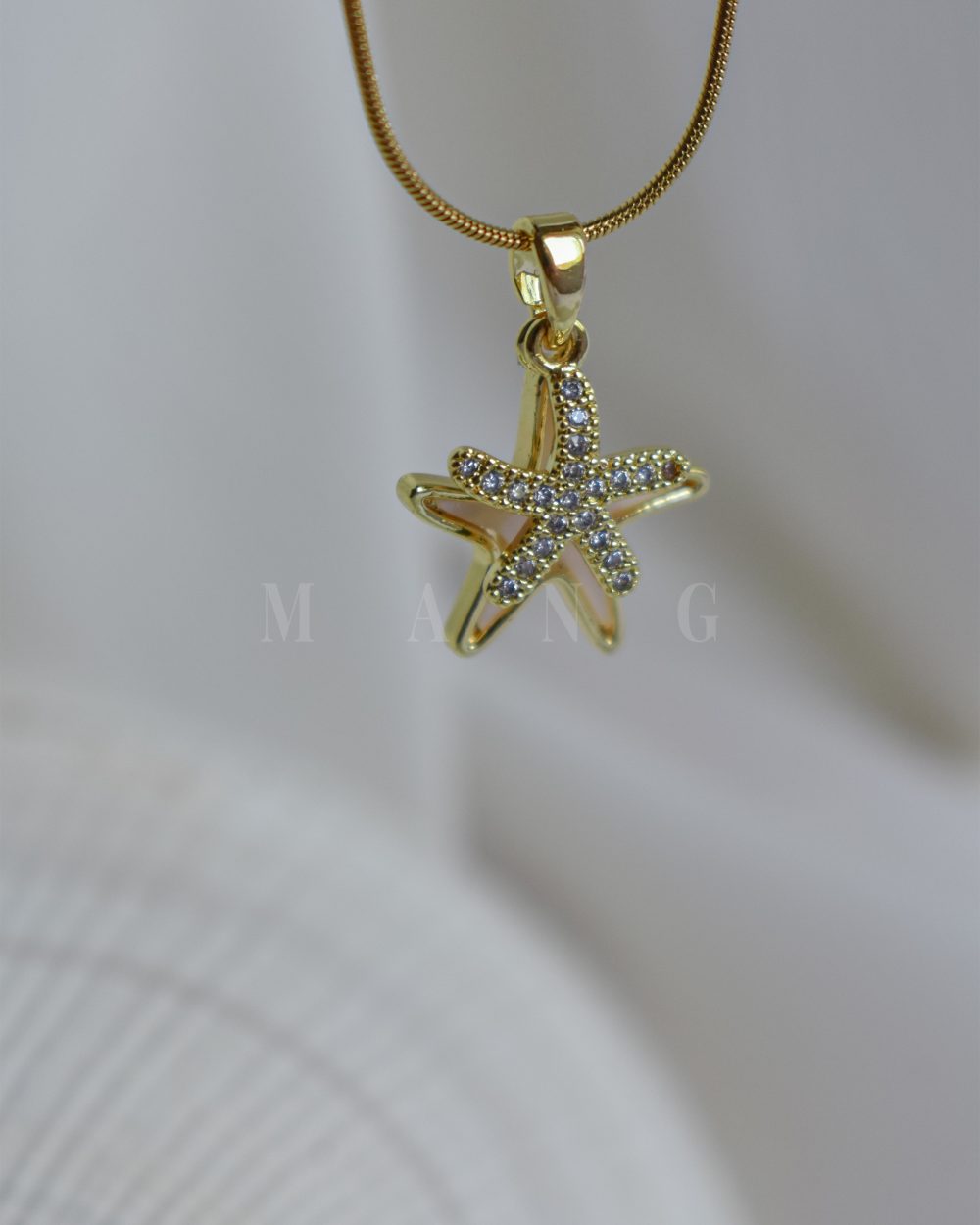 گردنبند ستاره دریایی – حس آرامش دریا روی پوستت