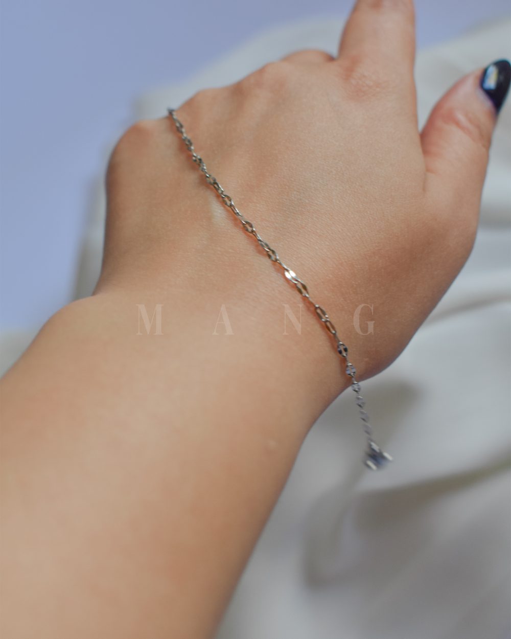 دستبند استیل رنگ نقره‌ای – ظریف، باکیفیت و ضدحساسیت