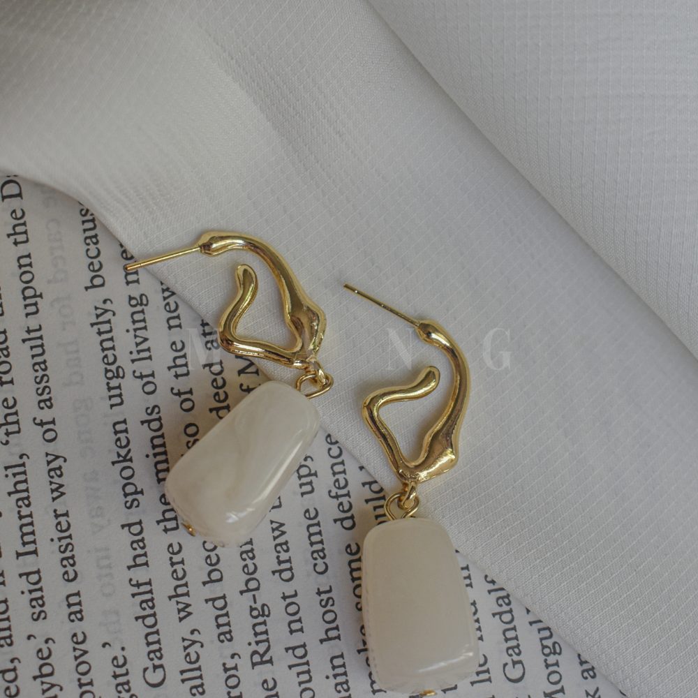 گوشواره رخ – تلفیقی از ظرافت و جسارت در طراحی