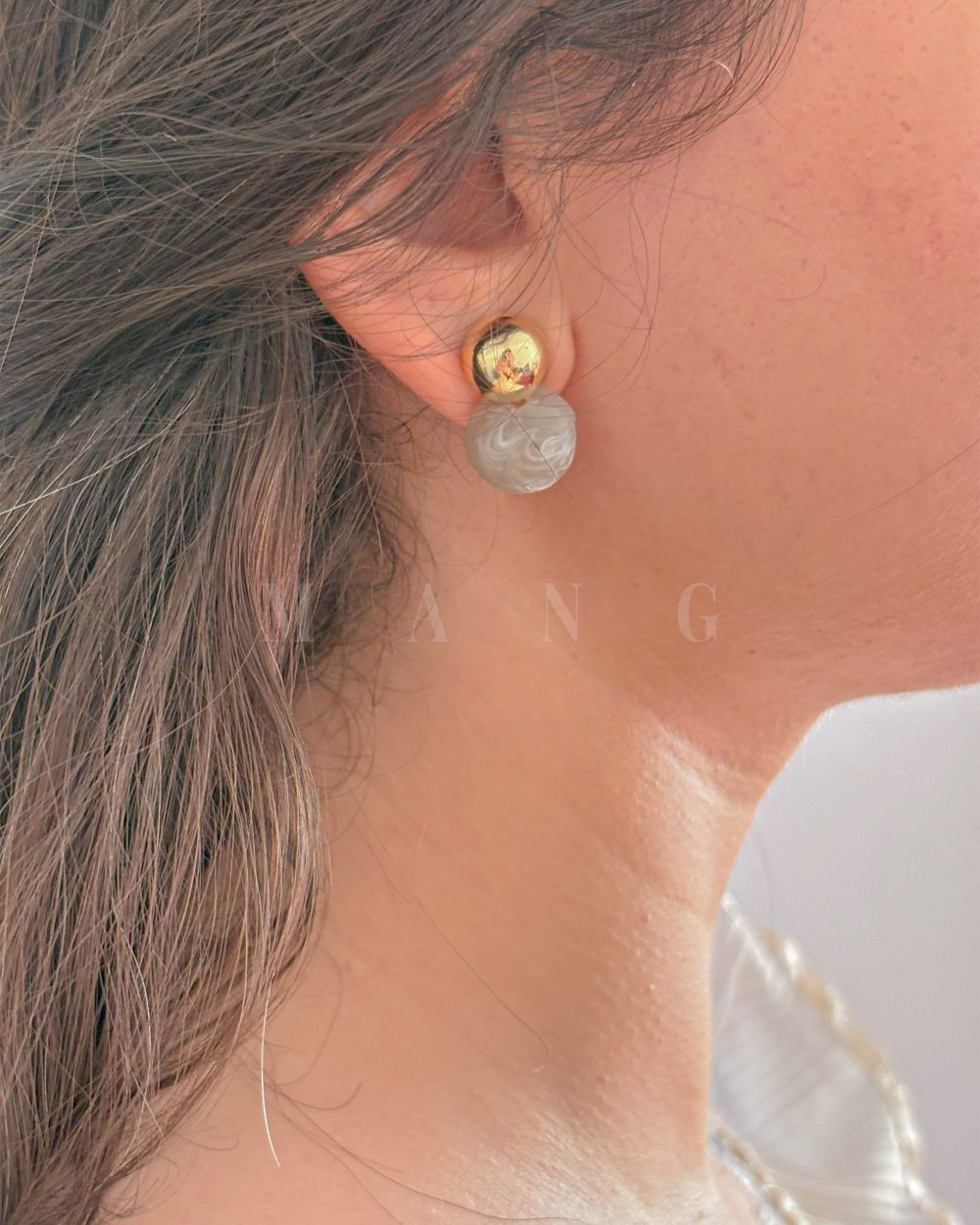 گوشواره یشمی – نمادی از طبیعت و تعادل در استایل شما