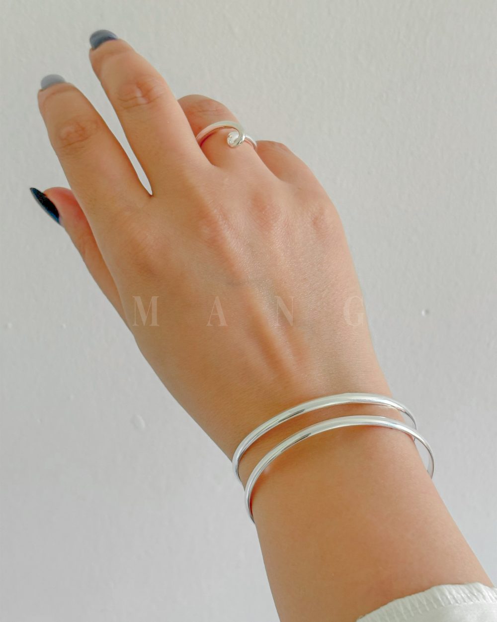 بنگل طرح هلال – آبکاری نقره درجه‌یک