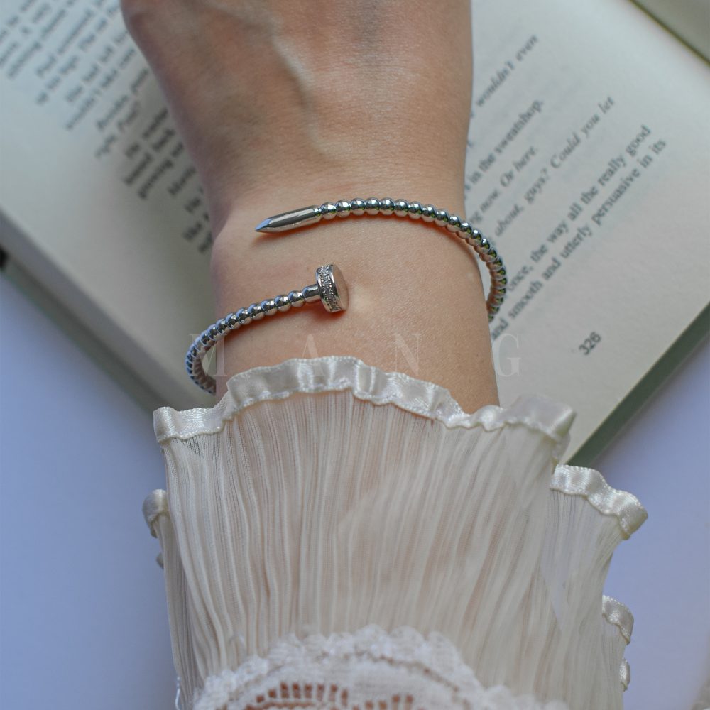 بنگل طرح میخ