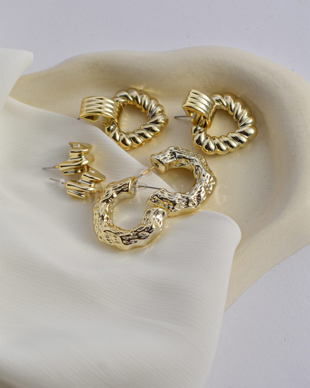 پک گوشواره قلب