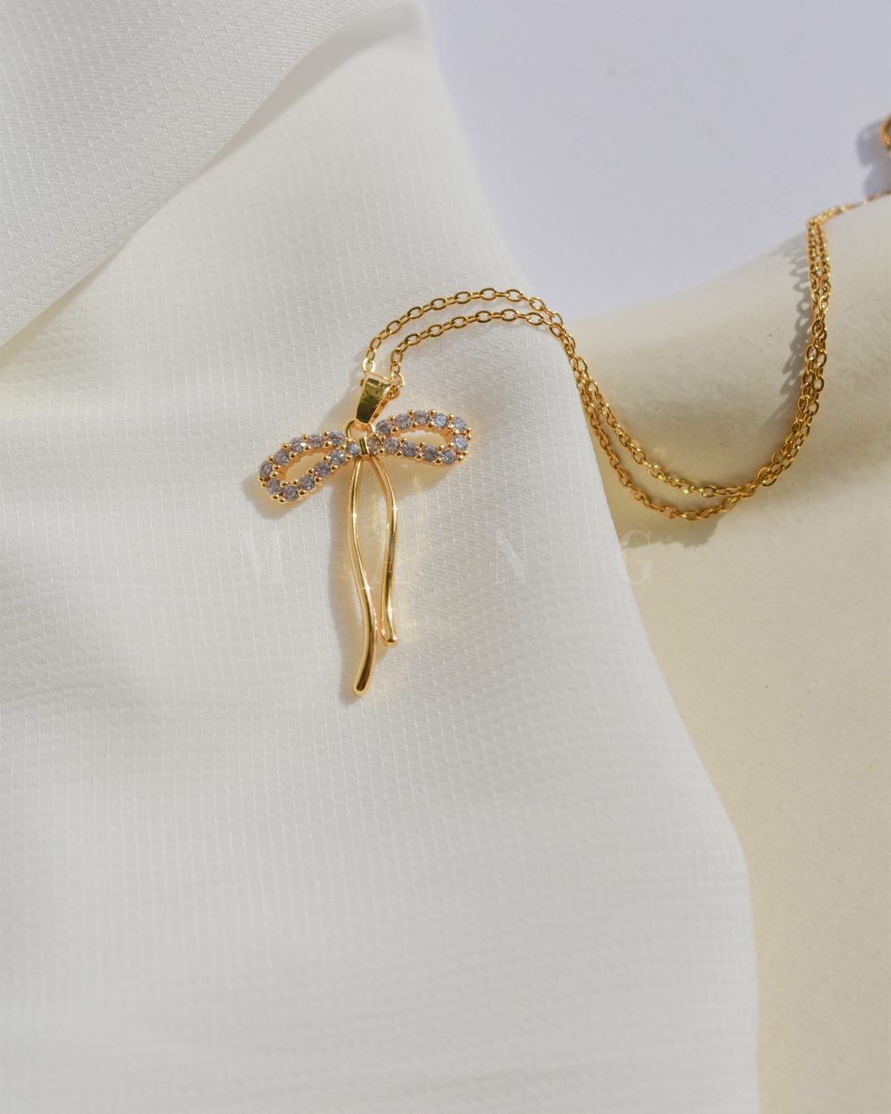 گردنبند پاپیون بریانی