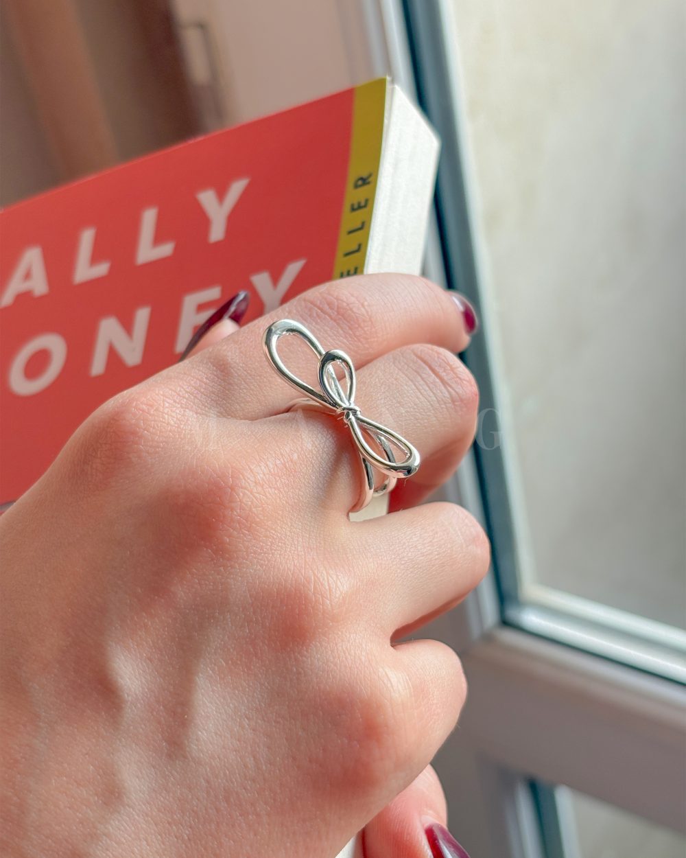 انگشتر پاپیون کشیده